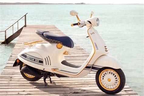 946 gucci|Vespa 946 Christian Dior.